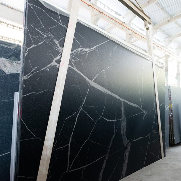 Lastra Granit Negru Periat
